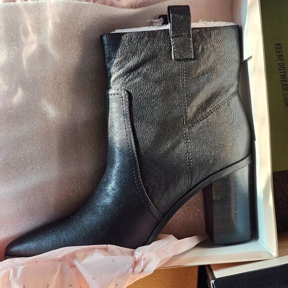 BCBGeneration Women's Jayda Fashion Leather Upper Ankle Boot Black Size 7.5 NWT - Picture 5 of 8